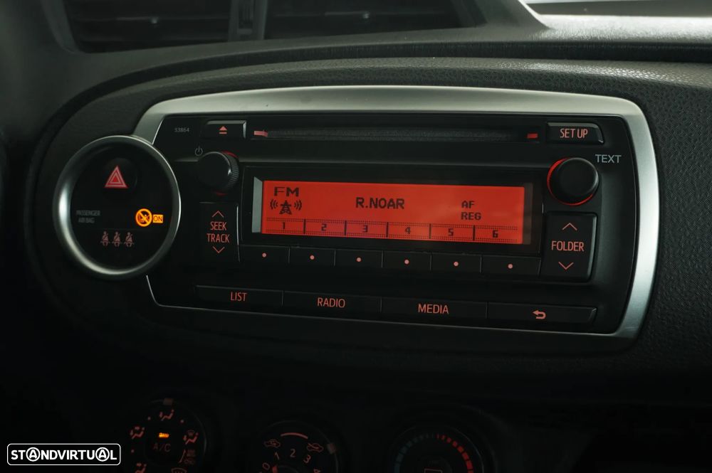 Toyota Yaris 1.0 VVT-i Comfort+AC - 12