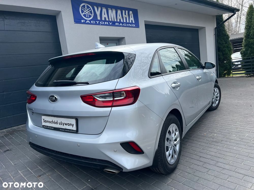 Kia Ceed 1.5 T-GDI M - 10