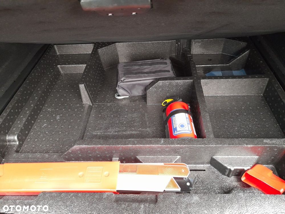 Citroën C5X 1.6 PureTech Shine EAT8 - 18