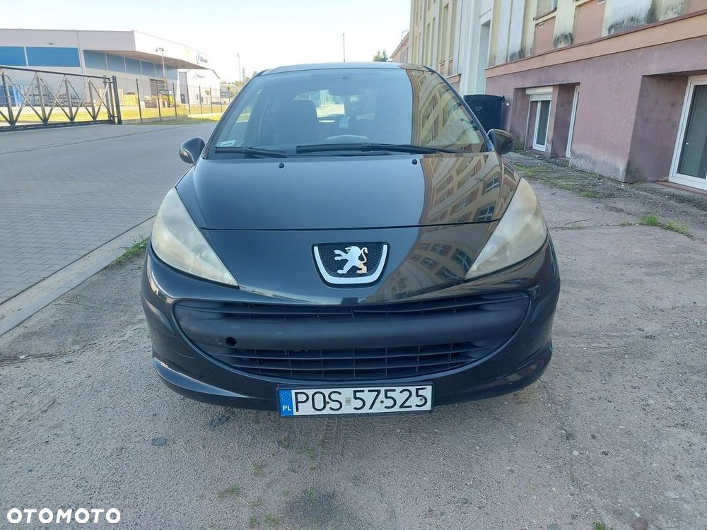 Peugeot 207 - 3