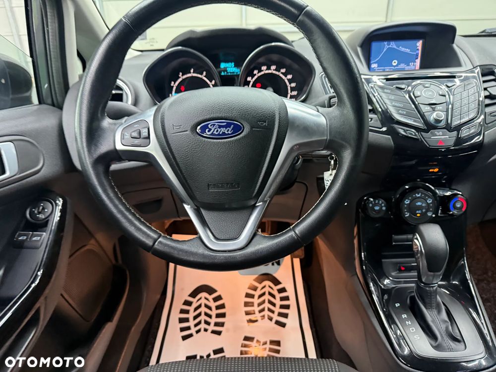 Ford Fiesta - 23