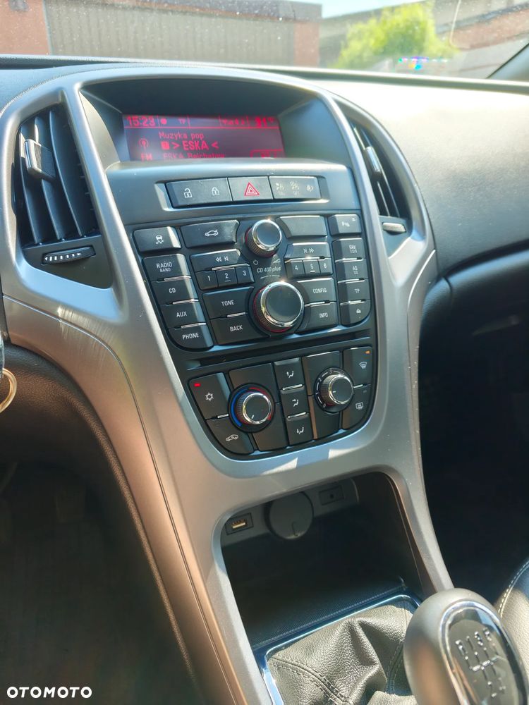 Opel Astra 1.6 - 7