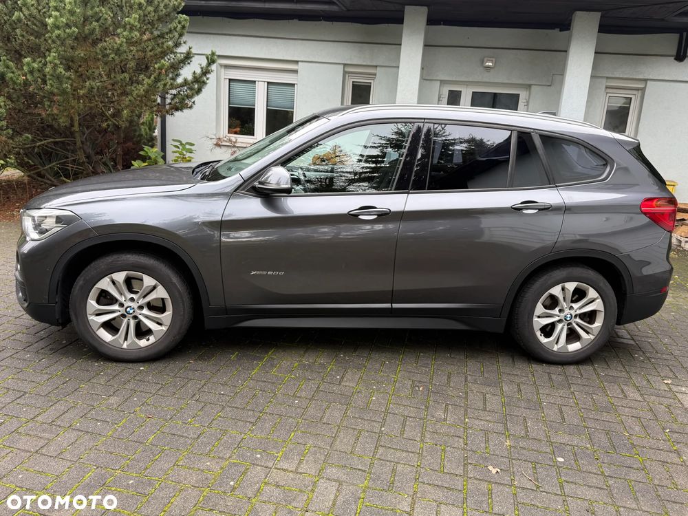 BMW X1 xDrive20d - 13