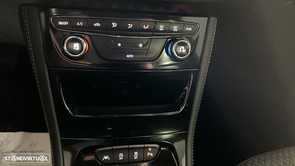 Opel Astra Sports Tourer 1.0 Dynamic S/S - 24