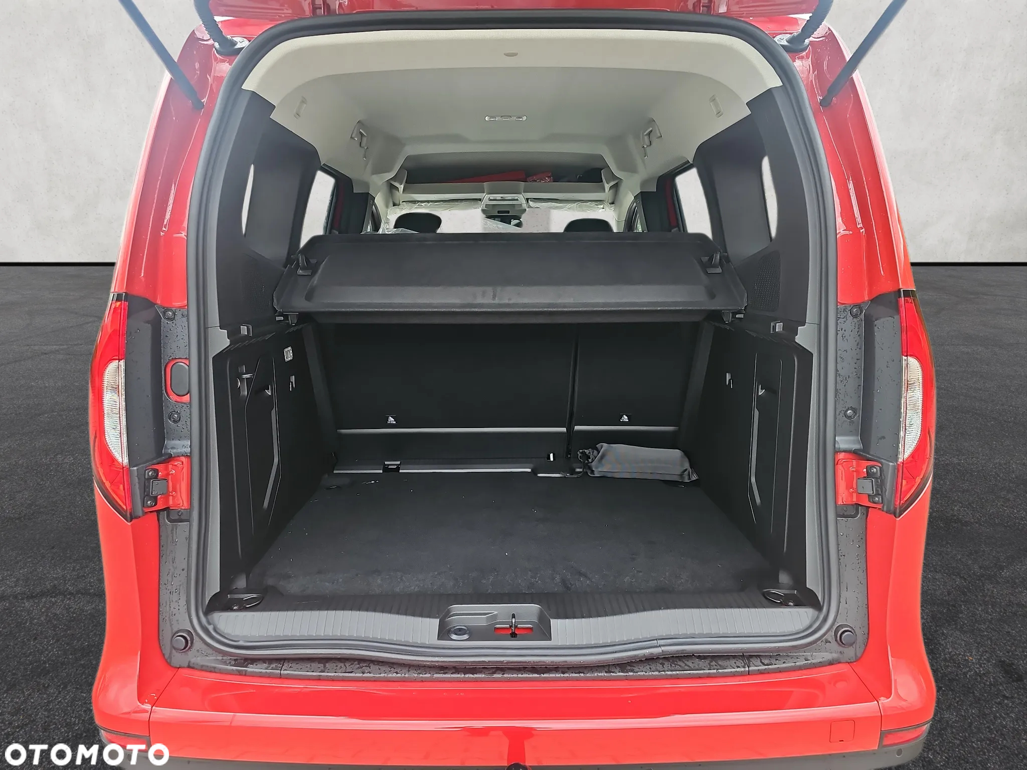 Mercedes-Benz Klasa T 180 d Progressive - 16