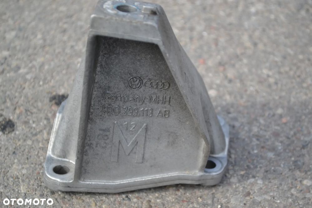VW PASSAT B5 AUDI A4 ŁAPA SKRZYNI BIEGÓW 8D0399113AB - 4