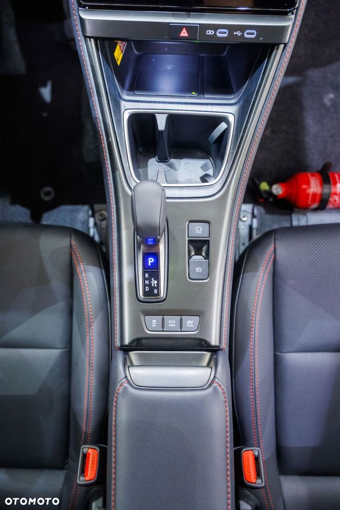 Lexus LBX 1.5 Hybrid Elegant - 25
