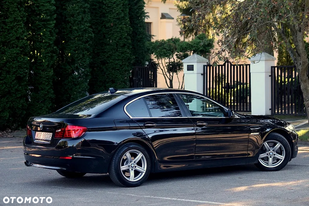 BMW Seria 5 520d Sport-Aut - 23