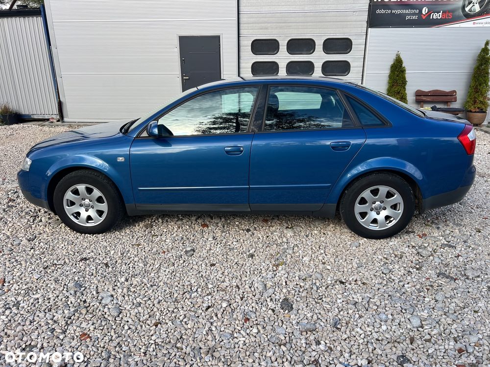 Audi A4 Limousine - 9