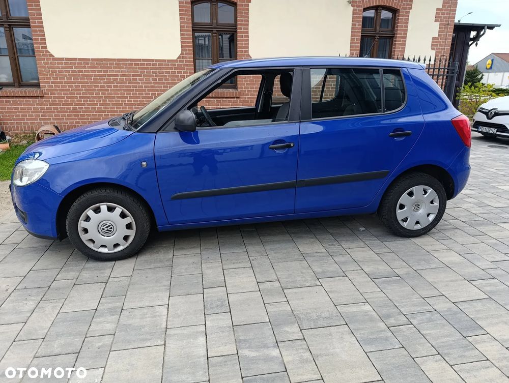 Skoda Fabia 1.2 HTP Ambition - 2