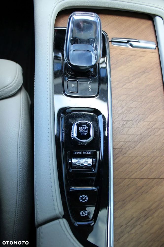 Volvo XC 90 D5 AWD Inscription - 30