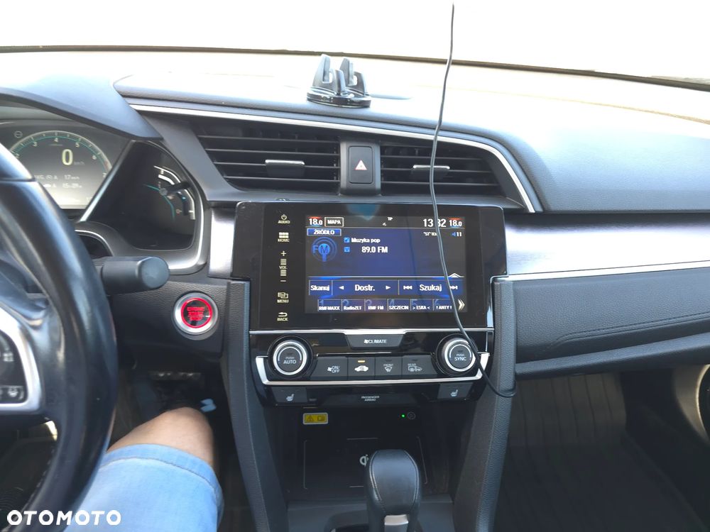 Honda Civic 1.5 T Executive CVT - 25