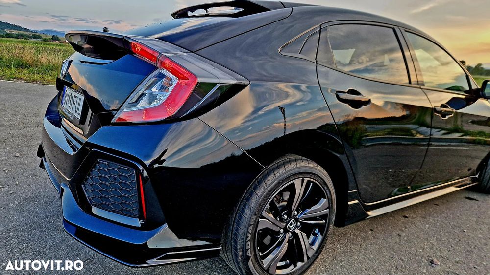 Honda Civic 1.5 VTEC Turbo Sport Plus - 7