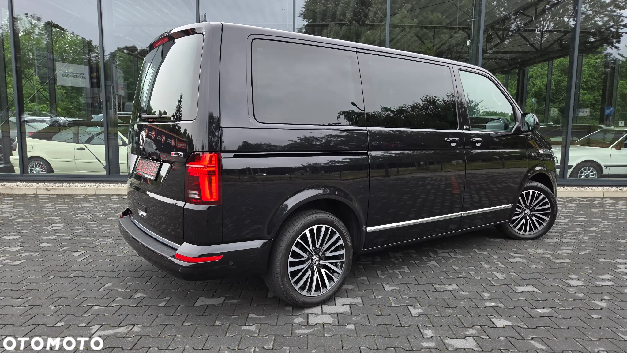 Volkswagen Multivan 6.1 2.0 TDI L1 Highline 4Motion DSG - 40