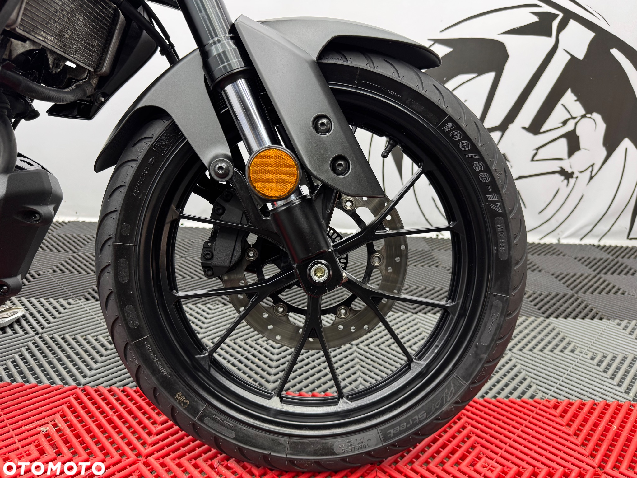 Yamaha MT - 26