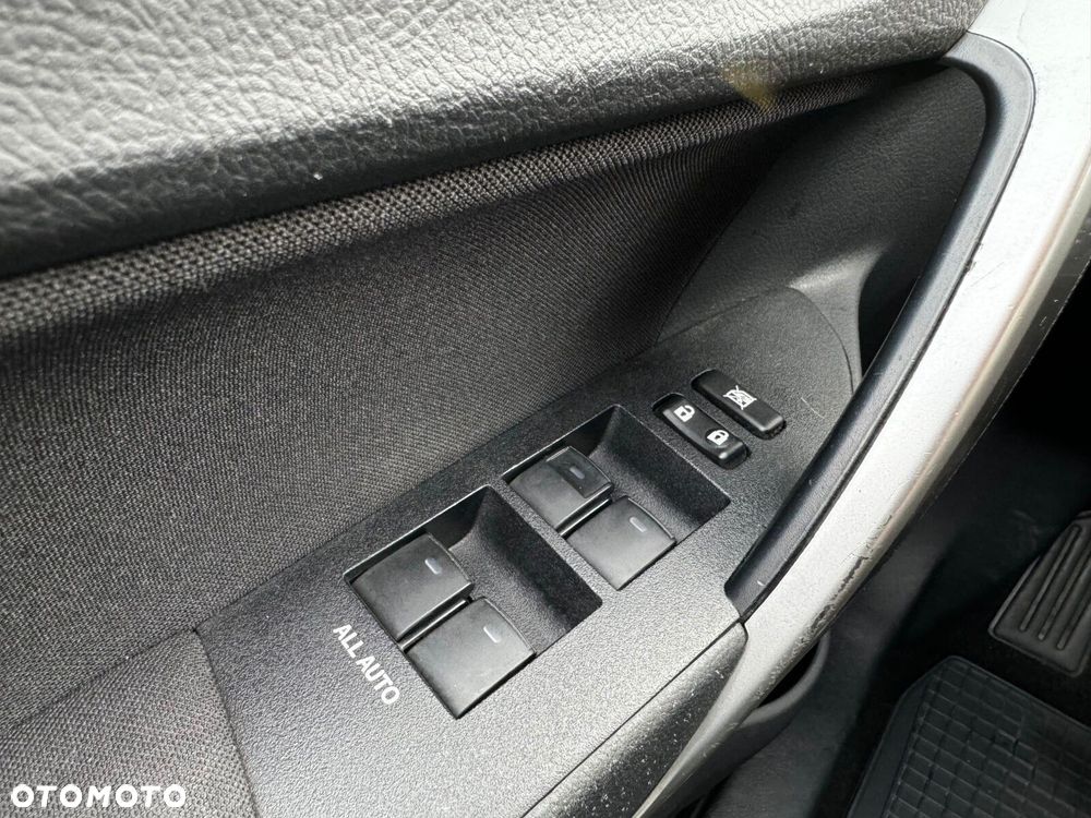 Toyota Corolla 1.6 Premium EU6 - 17