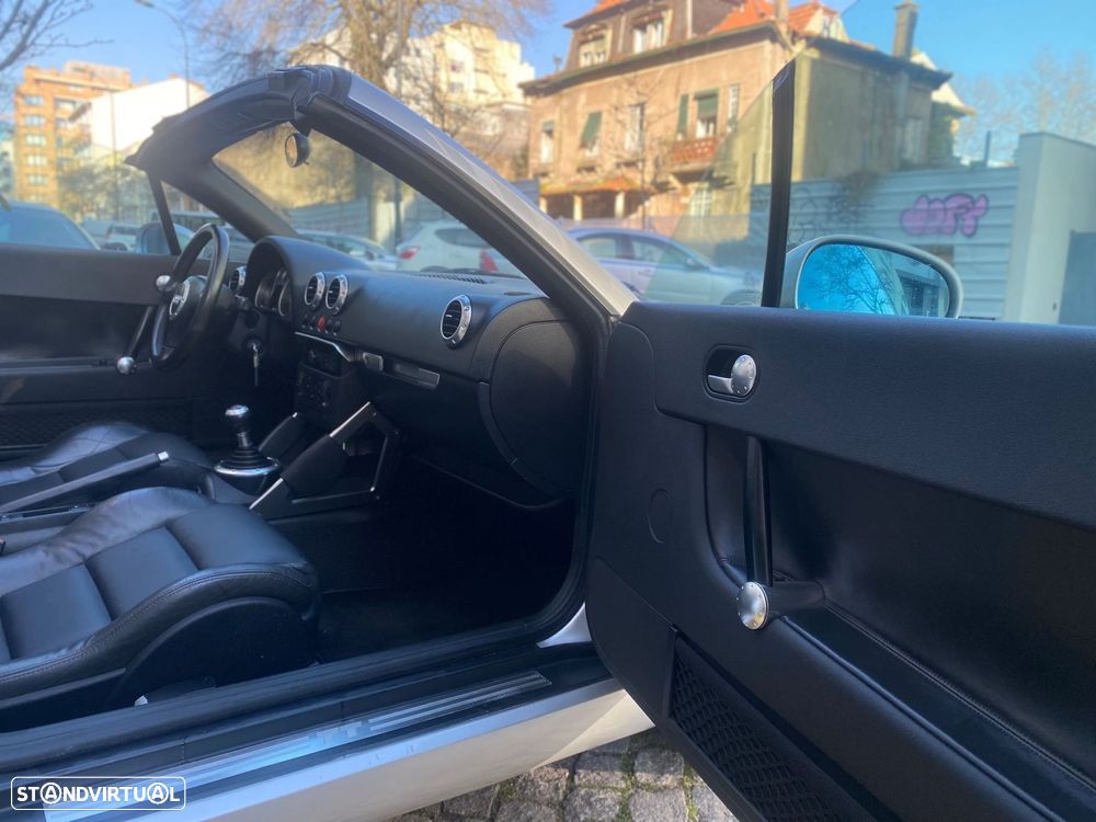 Audi TT Roadster 1.8 T S-line - 20