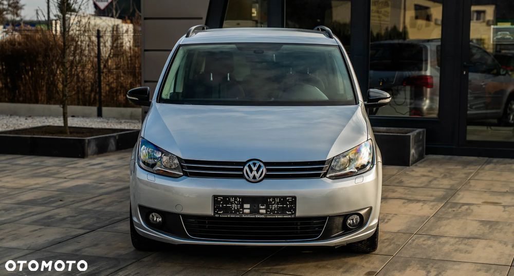 Volkswagen Touran - 5