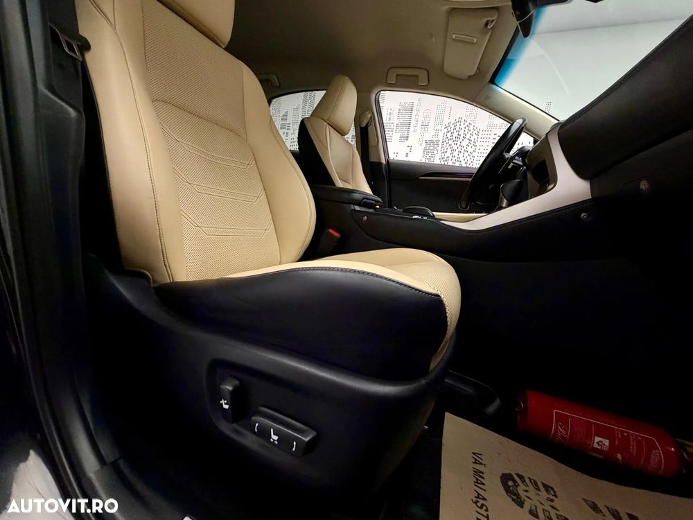 Lexus Seria NX 300h AWD Luxury - 15