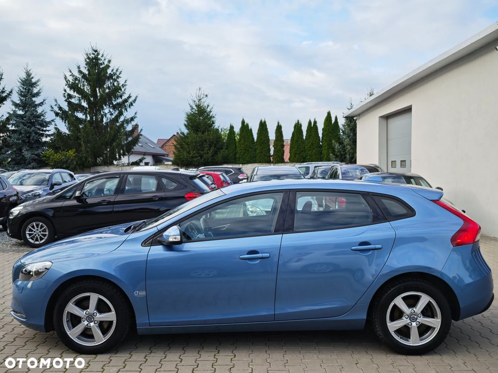 Volvo V40 D2 Linje You - 4