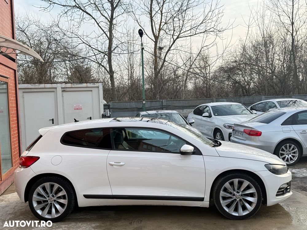 Volkswagen Scirocco 1.4 TSI DSG - 25