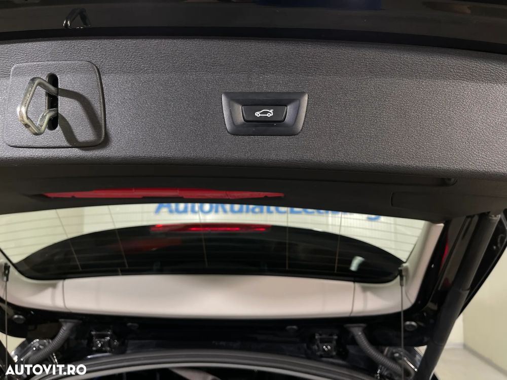 BMW X1 xDrive20i AT - 24