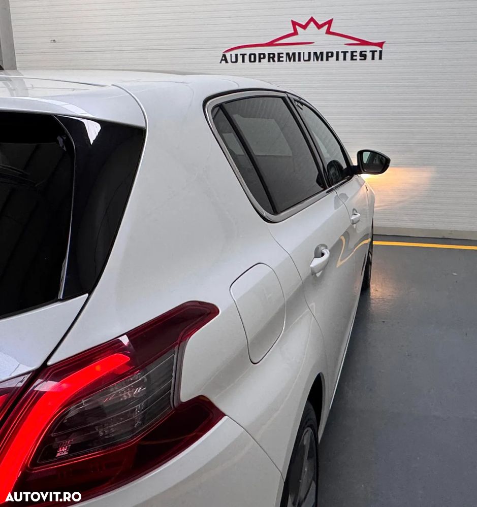 Peugeot 308 PureTech 130 GPF EAT8 Stop & Start Tech Edition - 21