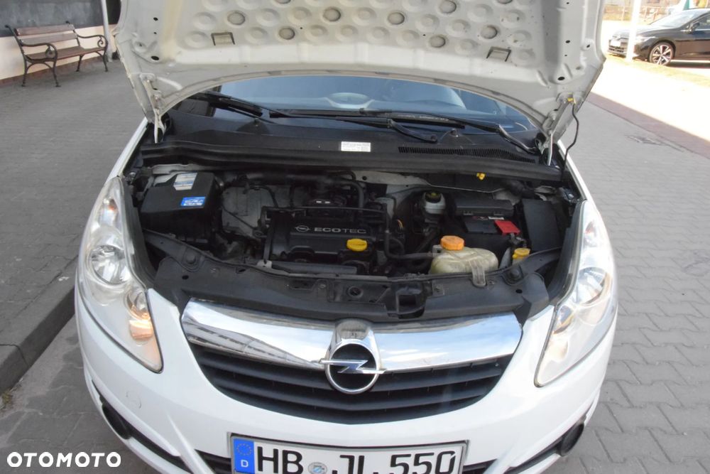Opel Corsa 1.0 12V Cosmo - 12