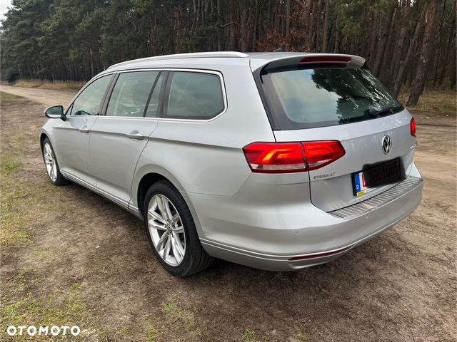 Volkswagen Passat 2.0 TDI (BlueMotion Technology) DSG Highline - 2