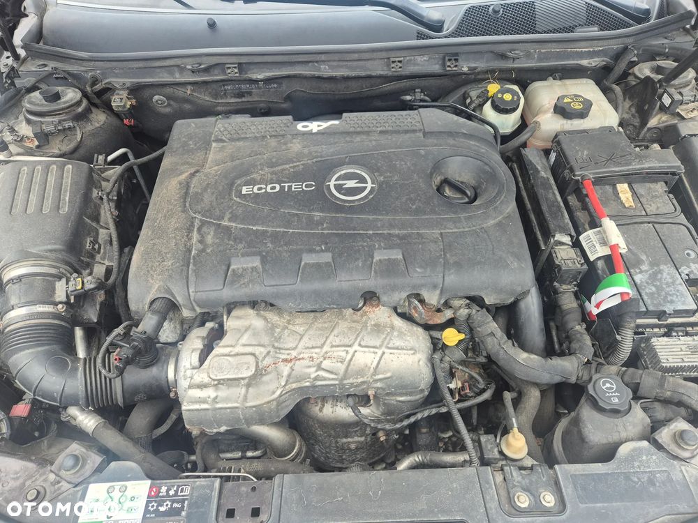 Opel Insignia 2.0 CDTI Cosmo 4x4 - 19