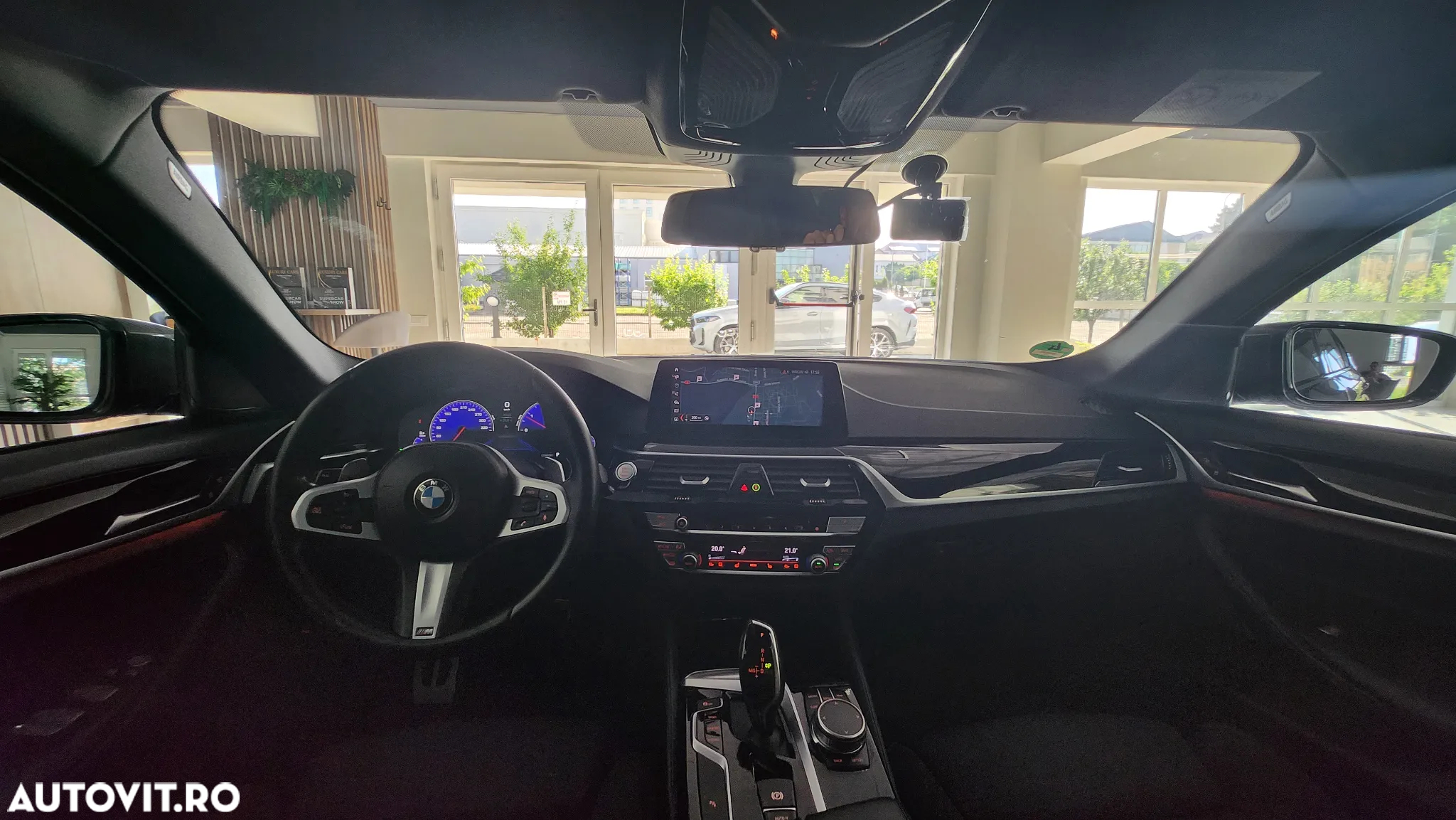 BMW Seria 5 520d xDrive AT - 4