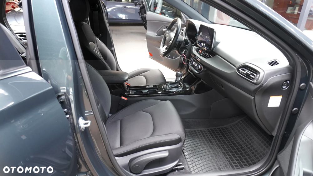 Hyundai i30 1.5 T-GDI 48V Smart Plus DCT - 23