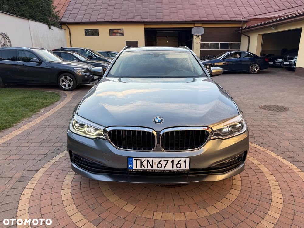 BMW Seria 5 520d Sport Line sport - 4