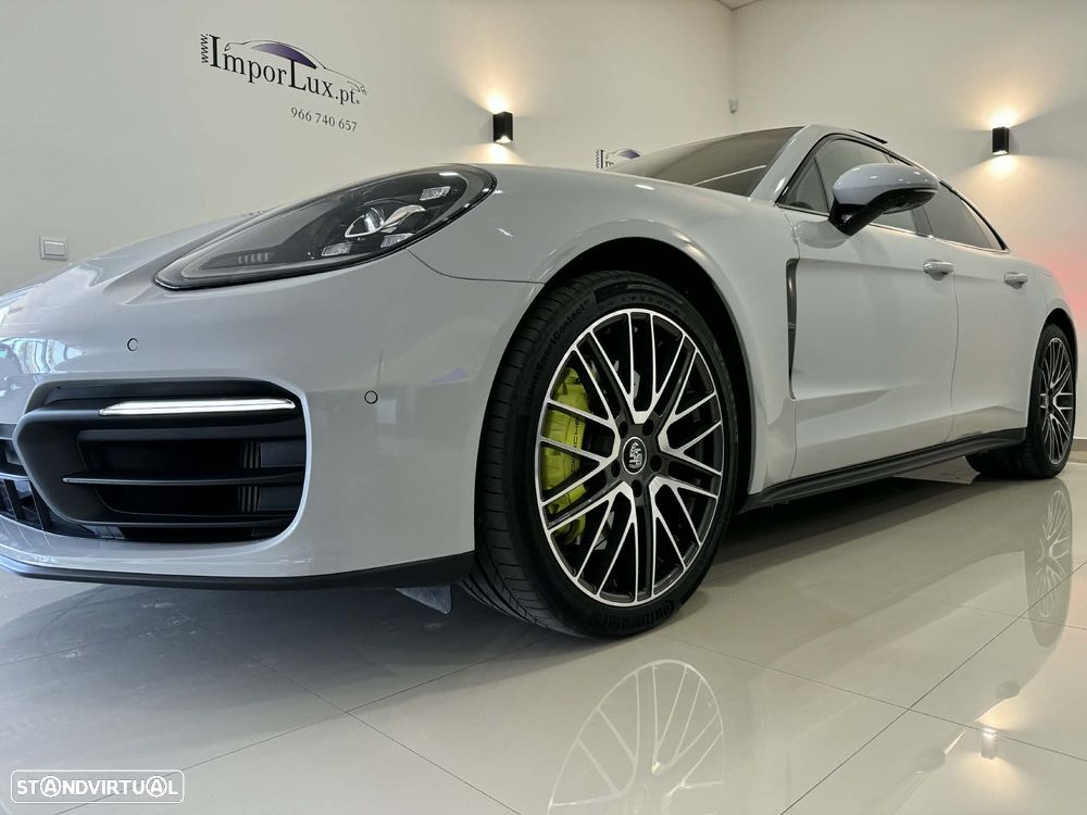 Porsche Panamera Sport Turismo 4 E-Hybrid - 5