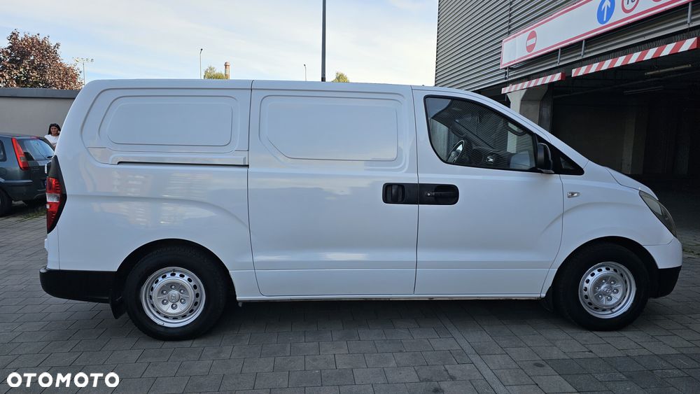 Hyundai H-1 - 8