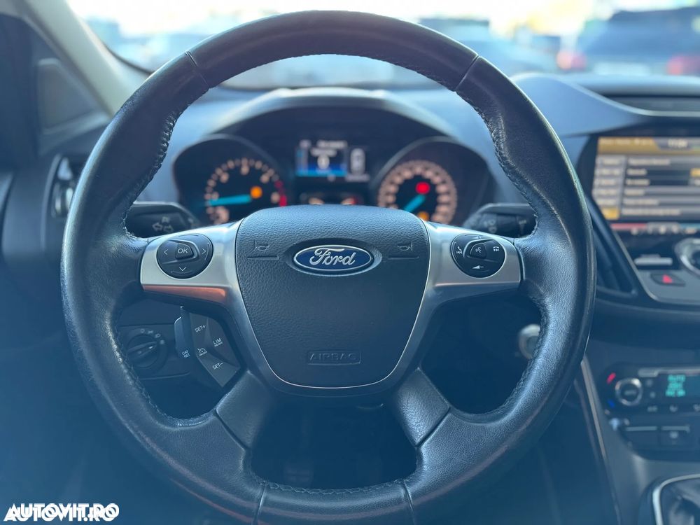 Ford Kuga 2.0 TDCi 2WD Trend - 4