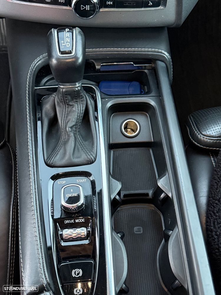 Volvo XC 90 2.0 D5 Inscription AWD - 7