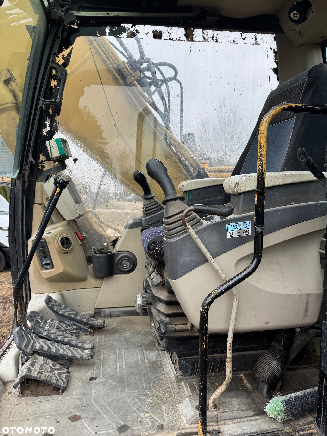 Caterpillar 318CL - 13