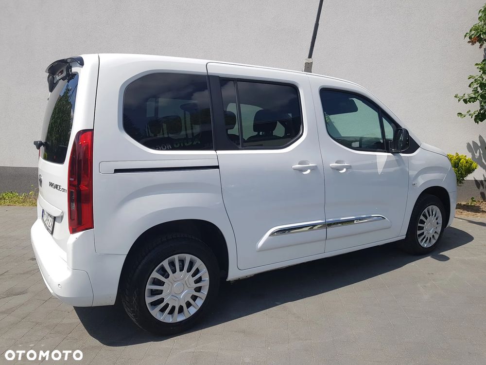 Toyota Proace City Verso 1.5 D-4D Family - 10