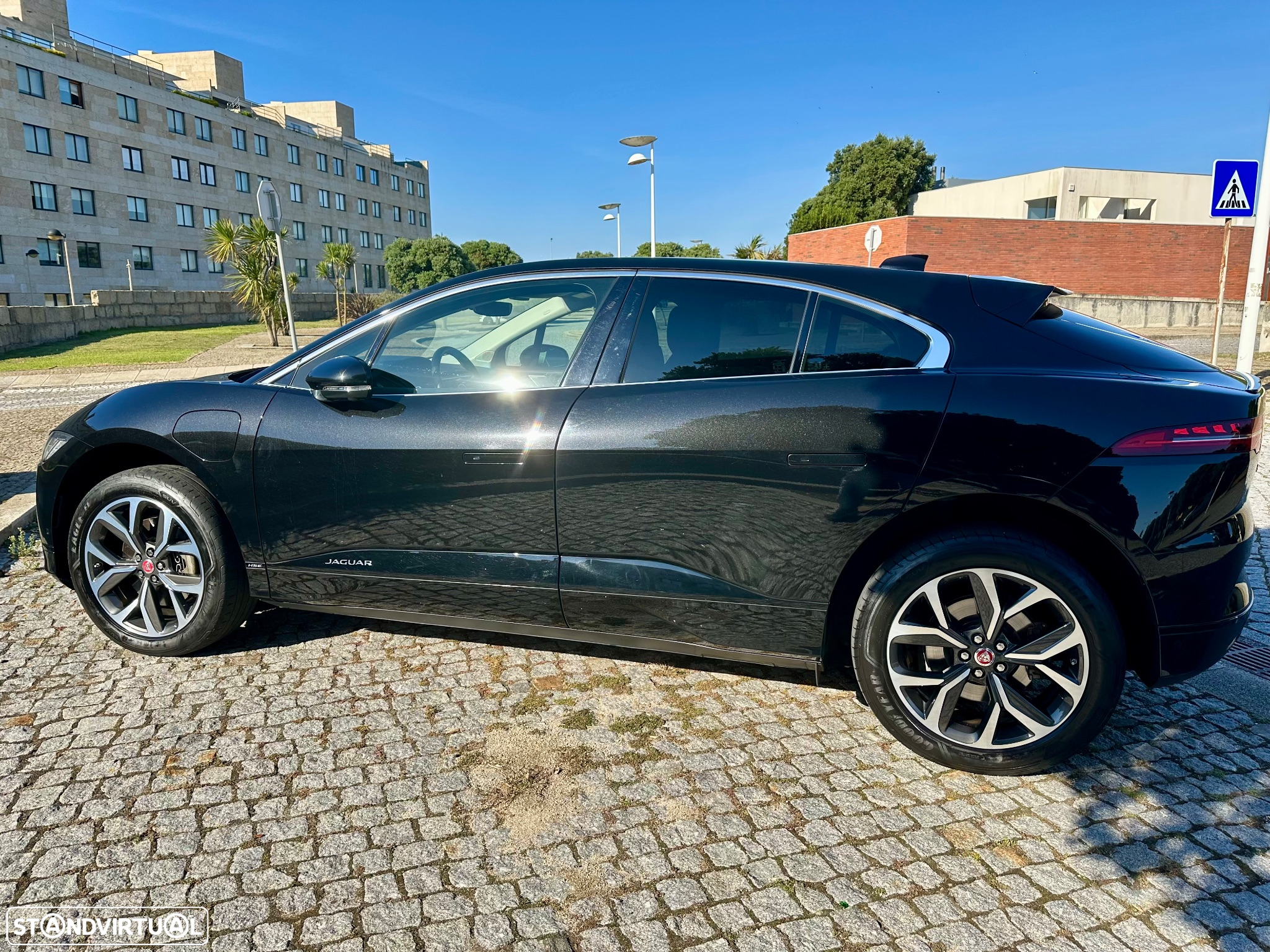 Jaguar I-Pace EV400 AWD HSE - 15