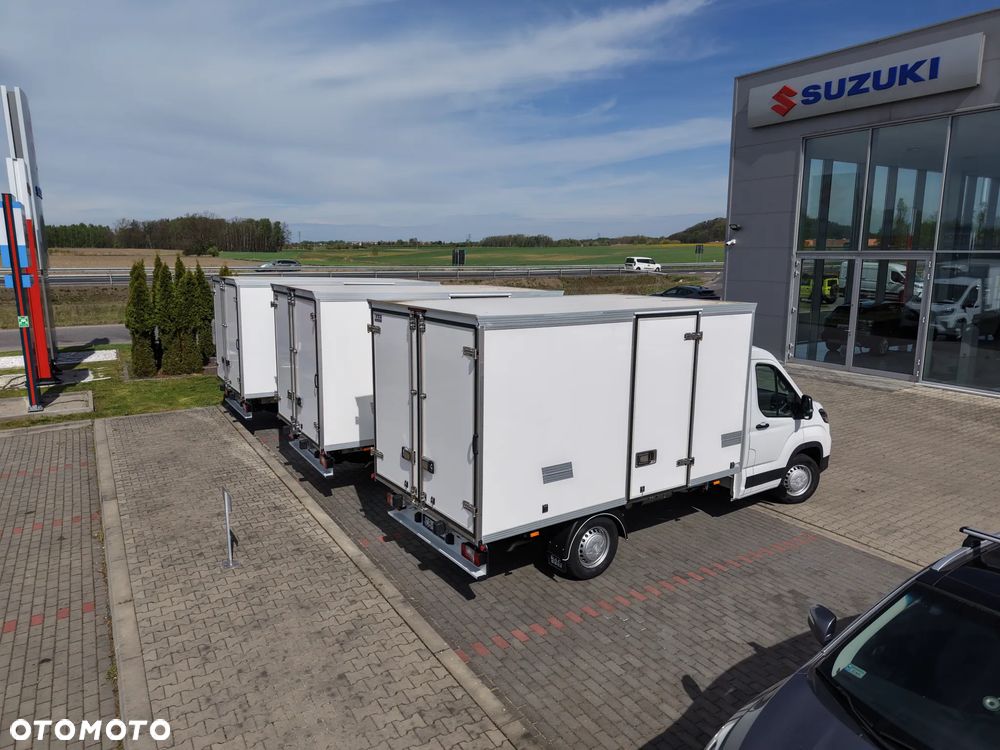 Maxus Deliver 9 - 7