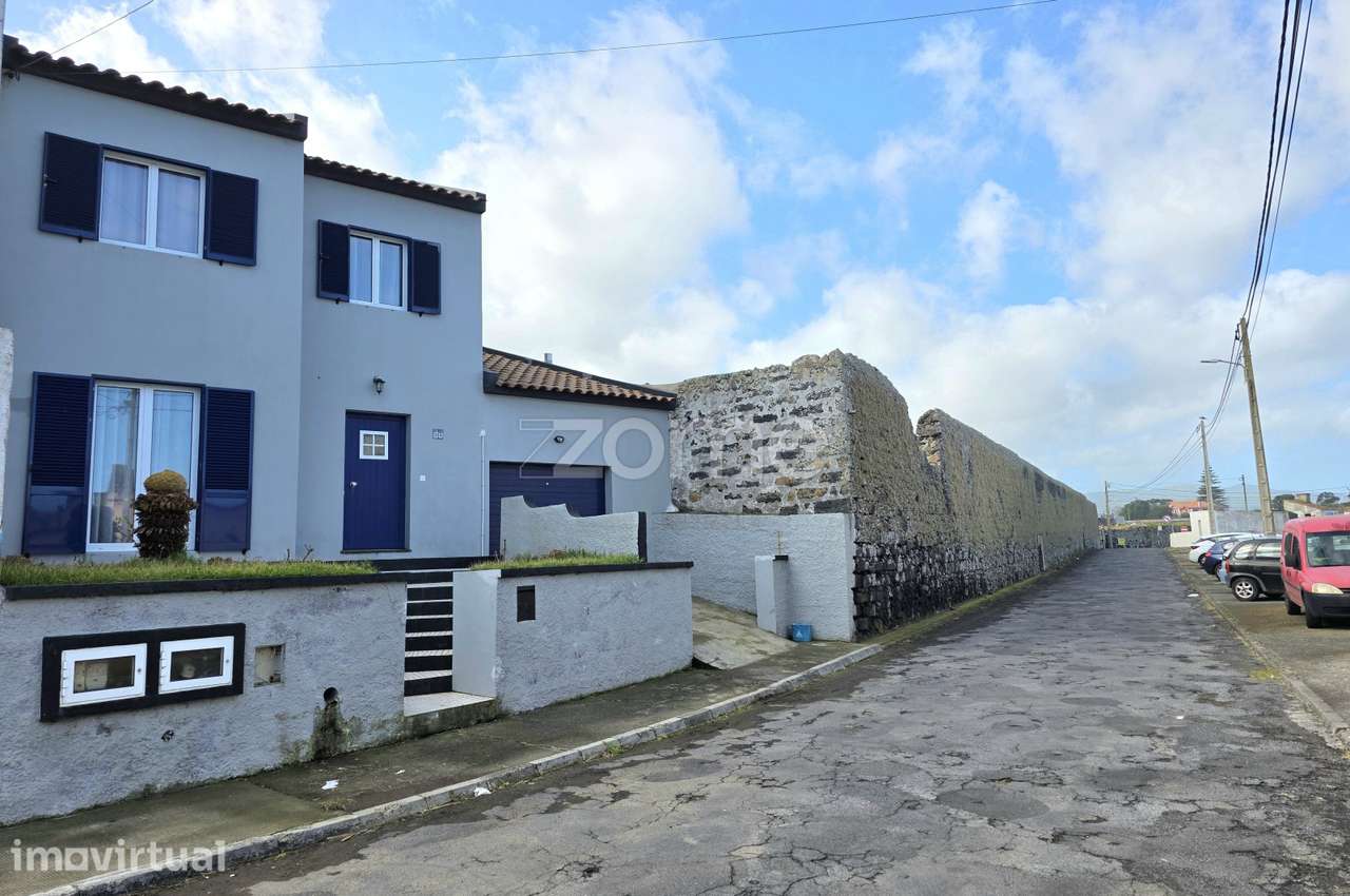 Moradia T3 + 1 - Calhetas, Ribeira Grande - Grande imagem: 3/28