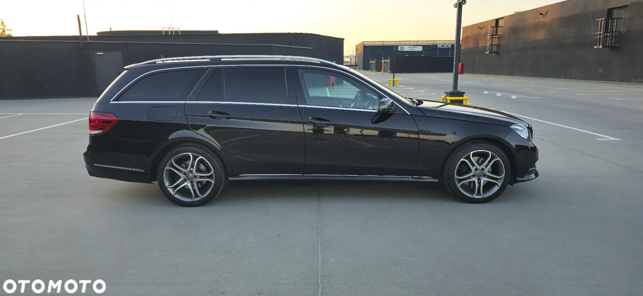 Mercedes-Benz Klasa E 300 BlueTEC 7G-TRONIC Elegance - 4