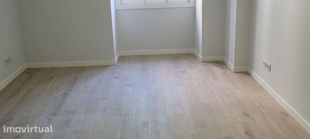 Apartamento T3 para arrendar em Lisboa, ao Areeiro - Grande imagem: 3/13