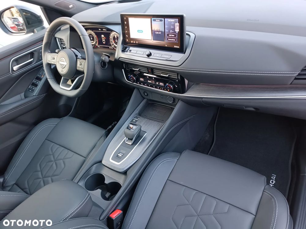 Nissan Qashqai - 25