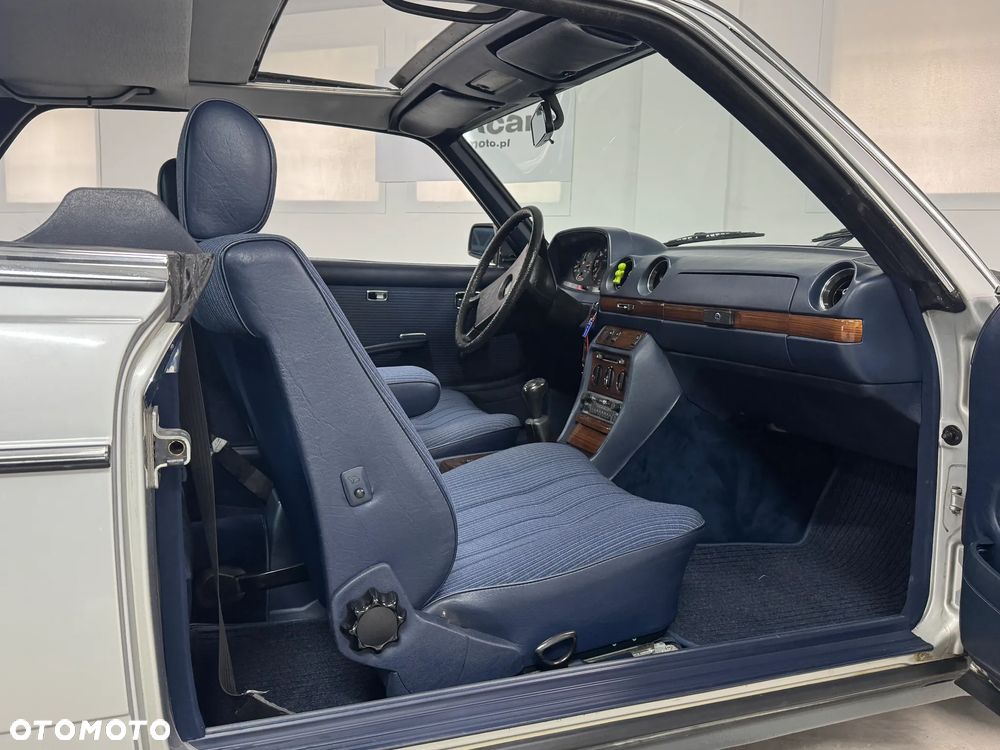 Mercedes-Benz W123 - 28
