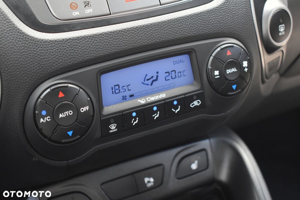 Hyundai ix35 1.7 CRDi Premium 2WD - 23