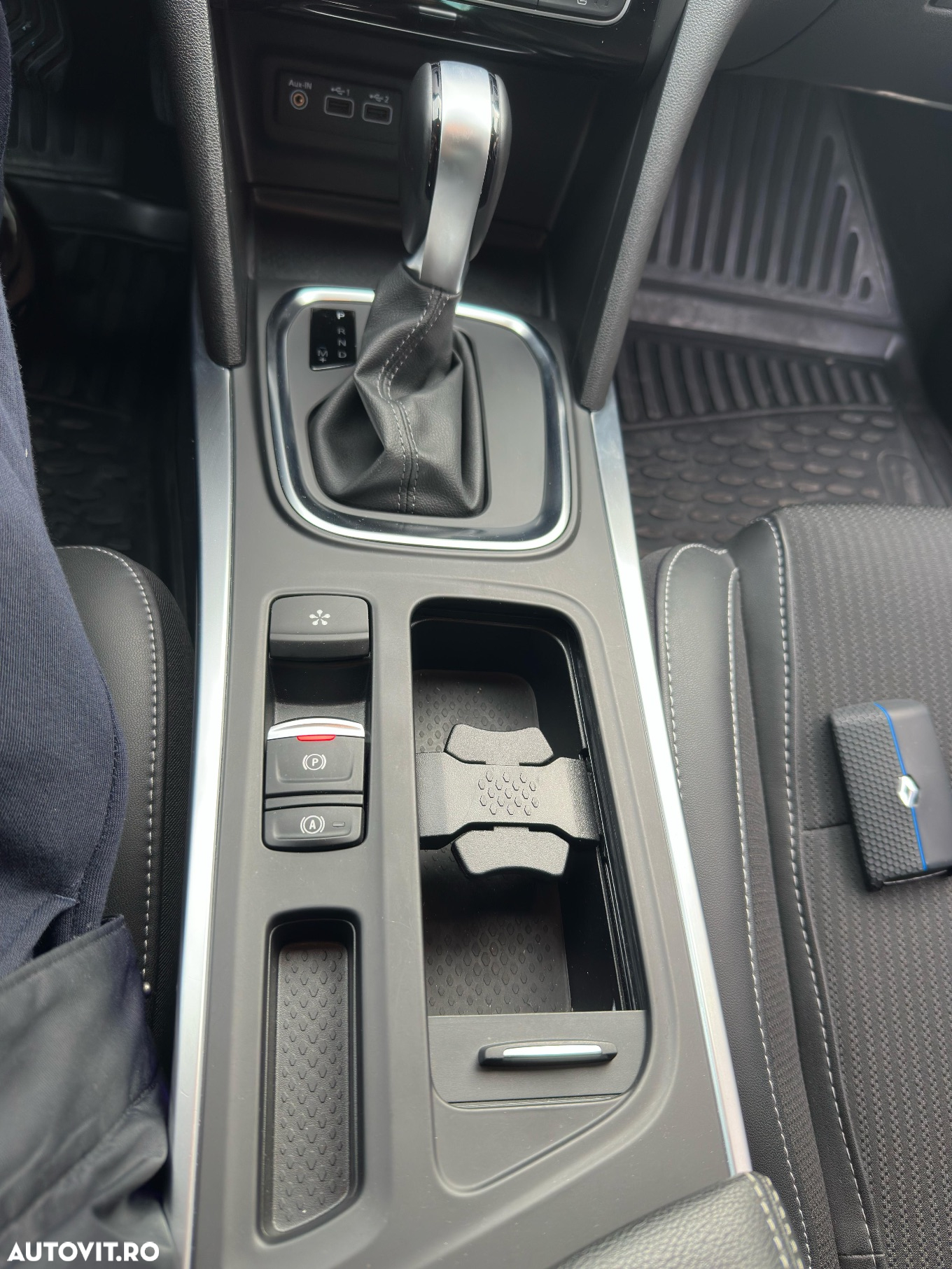 Renault Megane TCe 140 EDC GPF Techno - 20