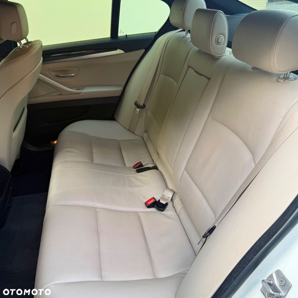 BMW Seria 5 520d - 6