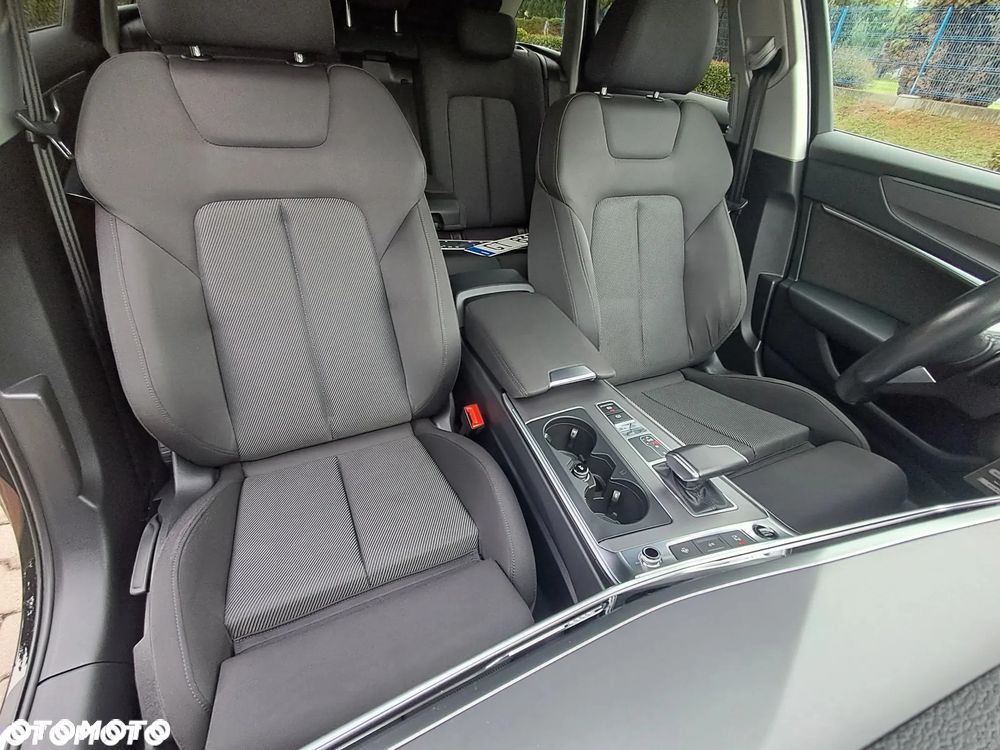Audi A6 Avant - 32